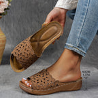 Damen Clogs mit floralen Cut-Outs und ergonomischem Fußbett R&B