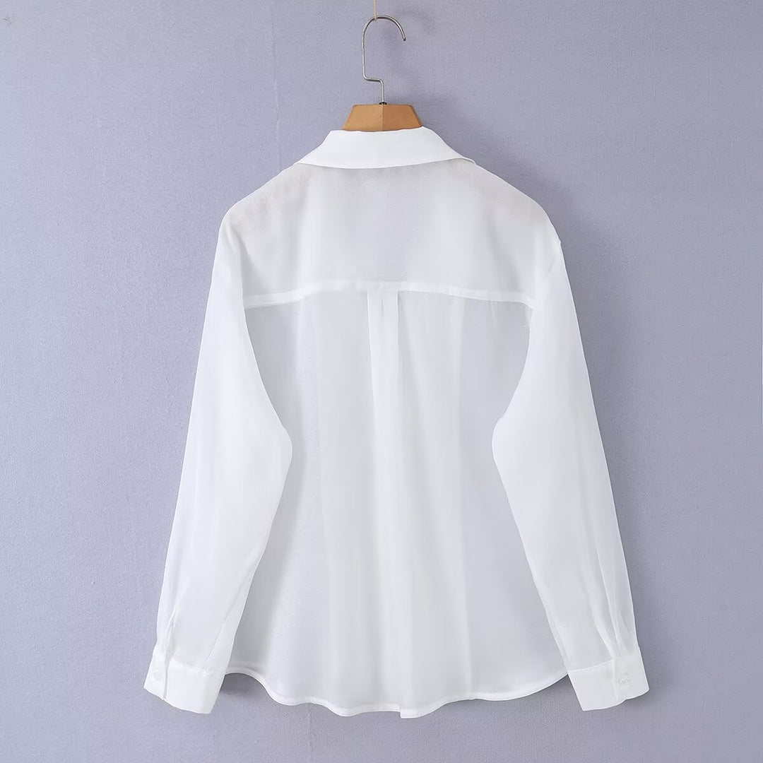 Damenbluse aus luftiger Mikrofaser mit elegantem Kragen und knöpfbarem Verschluss R&B