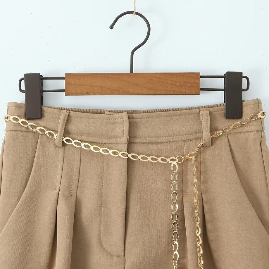 Damen Chice Shorts mit eleganter Kette und hochgeschnittenem Bund R&B
