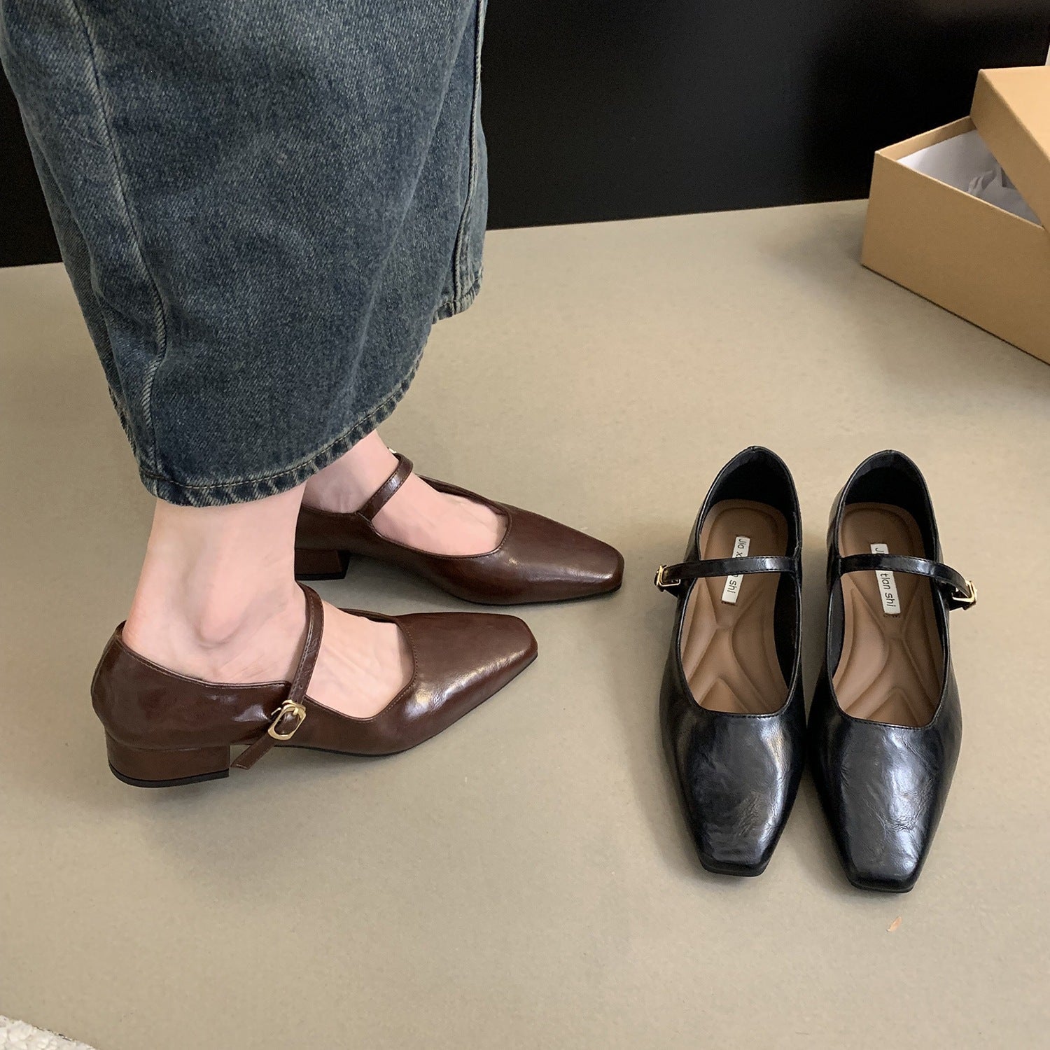 Damen Mary Jane Schuhe mit elegantem Riemchen und modischem Blockabsatz EB