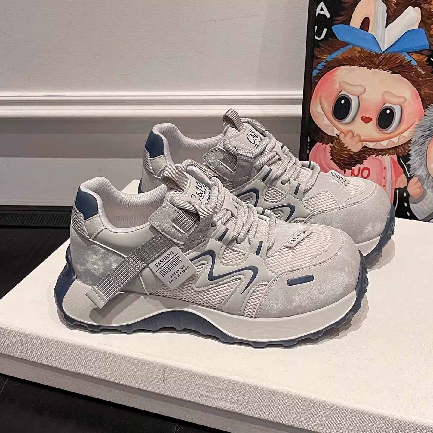 Damen Sportliche Sneakers mit atmungsaktiver Mesh-Oberfläche und verstärktem Fersenbereich R&B
