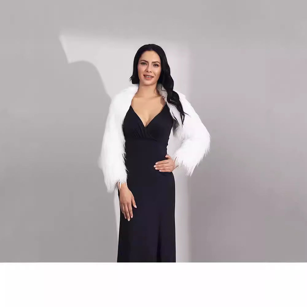 Damen Extravaganter Kunstpelzbolero mit elegantem Schnitt R&B