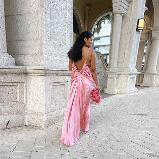 Damen Elegantes Maxikleid mit fließendem Satin und Spaghettiträgern R&B