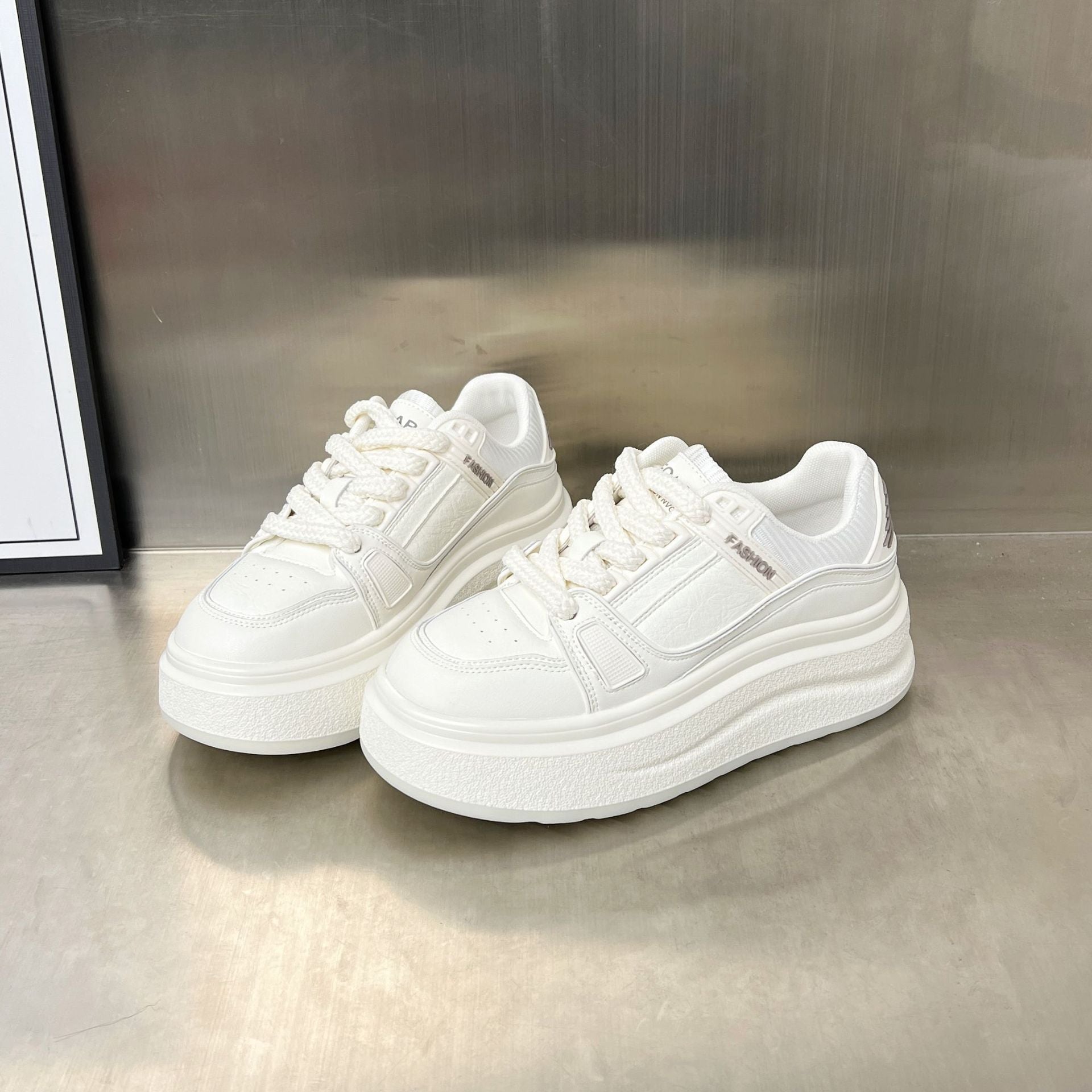 Damen modische Plateau-Sneaker mit atmungsaktiver Struktur und dämpfendem Fußbett R&B