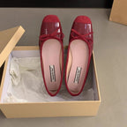 Damen Ballerinas mit eleganten Schleifen und glanzvoller Oberfläche EB