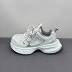 Damen Sportliche Sneakers mit atmungsaktiver Mesh-Oberfläche von