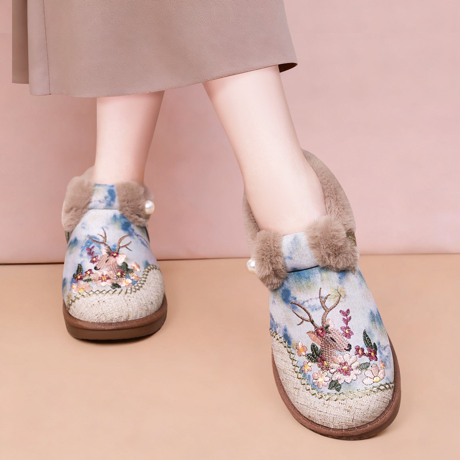 Damen Kuschelige Pantoletten mit festlichem Stickdesign R&B