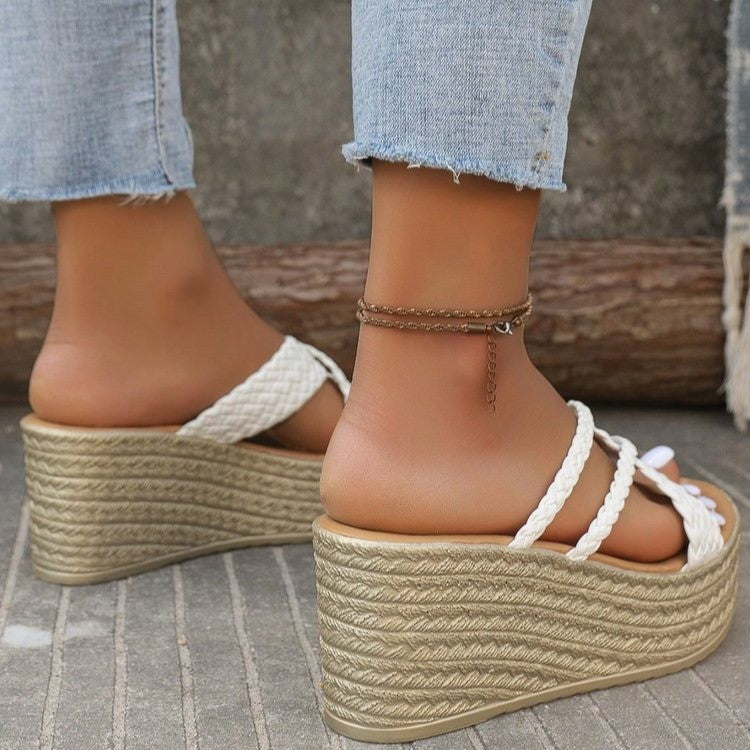 Damen Plateau-Sandalen mit geflochtenem Riemendesign und rutschfester Sohle R&B