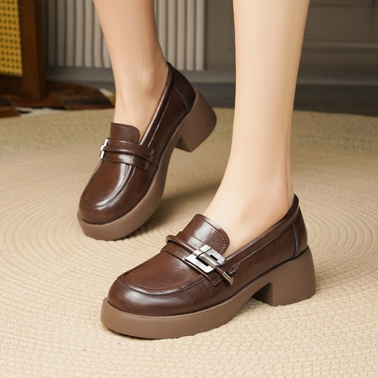 Damen Elegante Blockabsatz Mokassins mit modischem Schnallen-Detail R&B