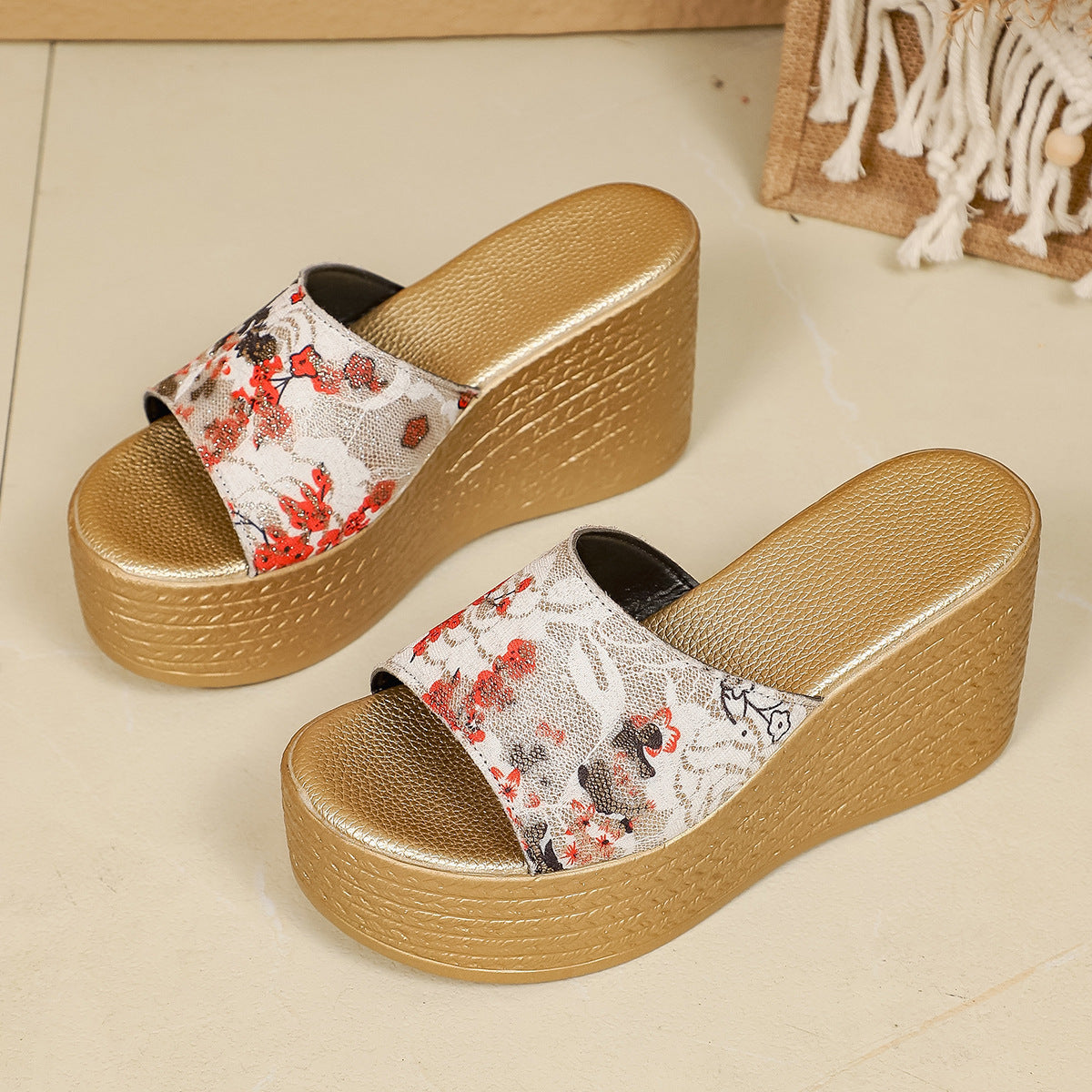 Damen Wedge-Pantoletten mit modischem Floral-Design