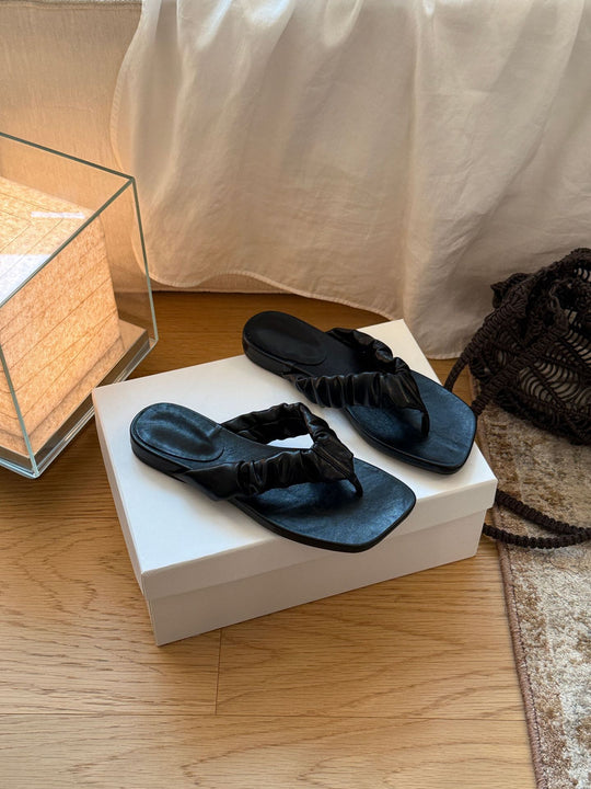 Damen Elegante Flip-Flops mit rüschendetails aus hochwertigem Leder R&B