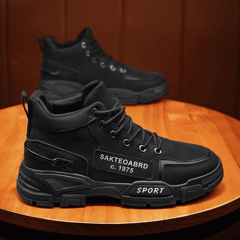 Herren Sportliche High-Top Sneakers mit robustem Profil R&B
