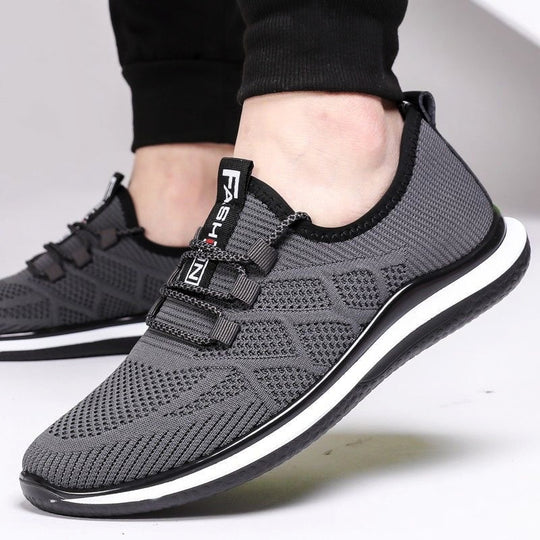 Damen Sportliche Laufsneaker mit innovativem Obermaterial und flexibler Sohle R&B