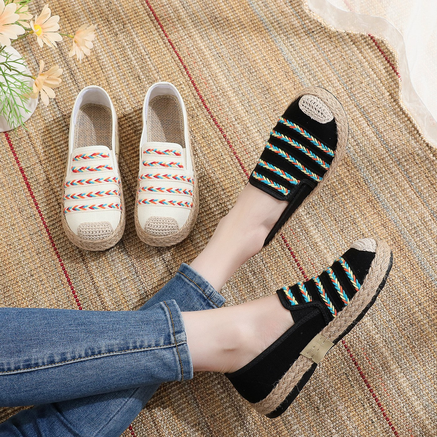 Damen Slip-On Espadrilles mit buntem Wdesign und hochwertiger Jutesohle