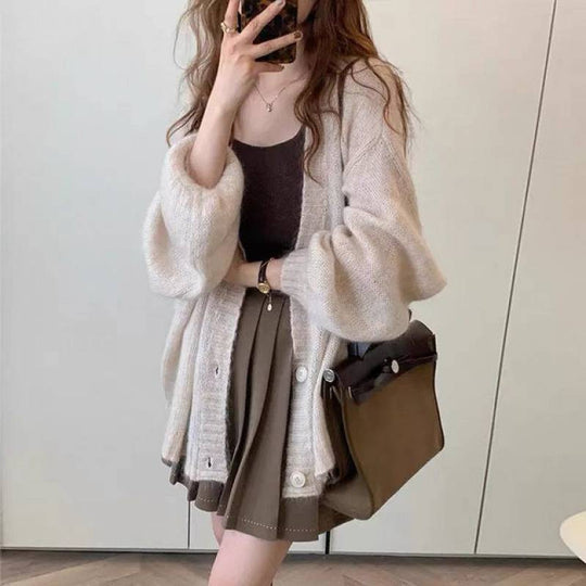 Damen Flauschiger Strickcardigan mit voluminösen Ärmeln und Knopfdetails R&B