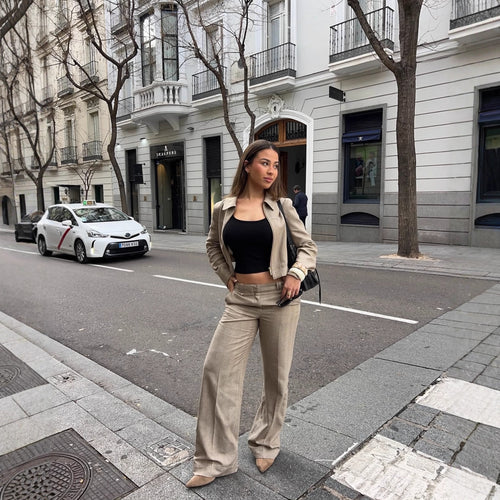 Damen cropped Jacke aus hochwertigem Stoff mit elegantem Reißverschluss R&B