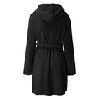 Damen Kuscheliger Fleece-Bademantel mit Kapuze und praktischen Taschen R&B