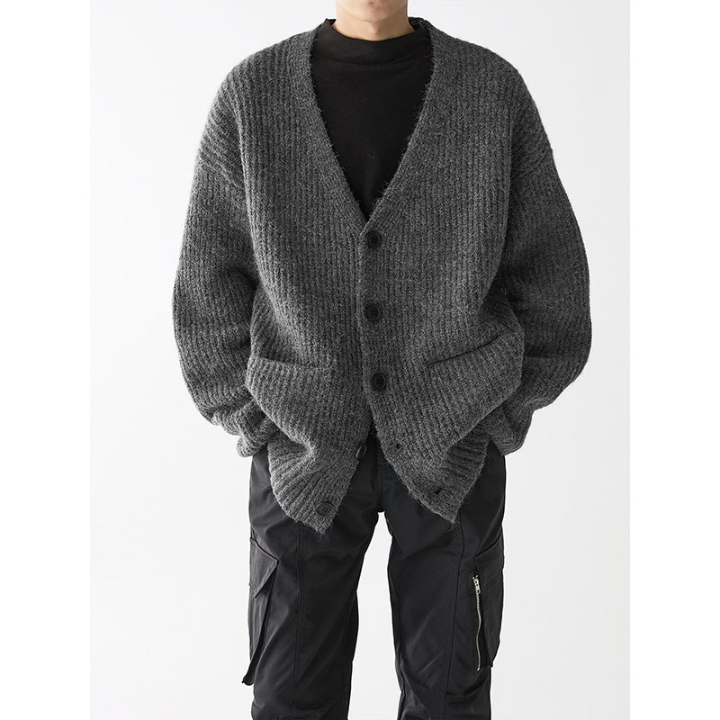 Herren Grobstrickjacke mit praktischen Taschen und stylischem Design