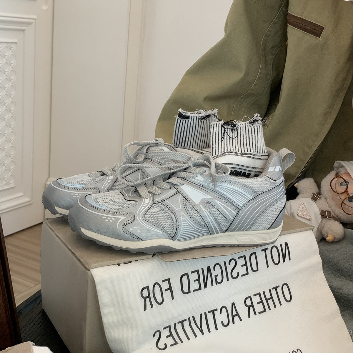 Damen Sportliche Sneakers mit atmungsaktivem Mesh-Obermaterial und schockabsorbierender Sohle R&B