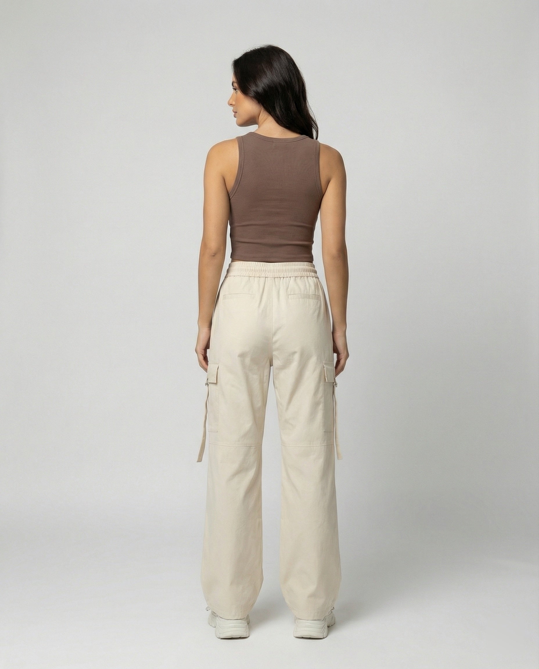 Damen weite Cargohose im Palazzoschnitt mit Tunnelzugbund elastischem Rückenteil und Multifachtaschen R&B