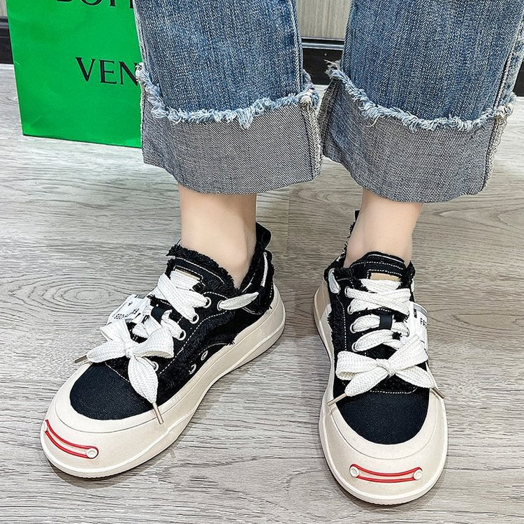 Damen Trendige Sneakers mit auffälligem Design und innovativer Schnürung R&B