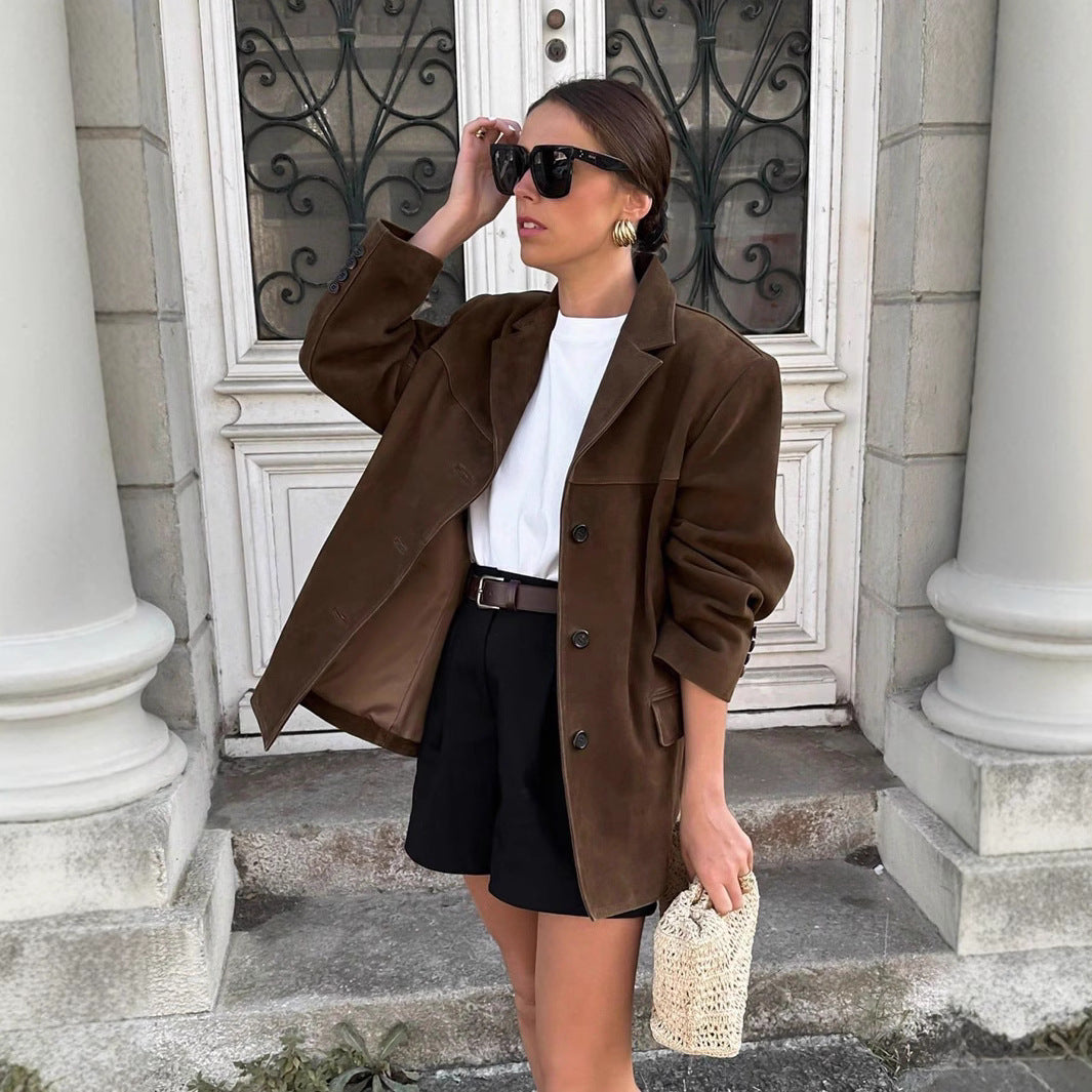 Damen elegante Jacke im modernen Schnitt mit praktischen Taschen
