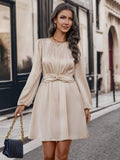 Damen elegantes Mini-Kleid mit tailliertem Schnitt und Puffärmeln R&B