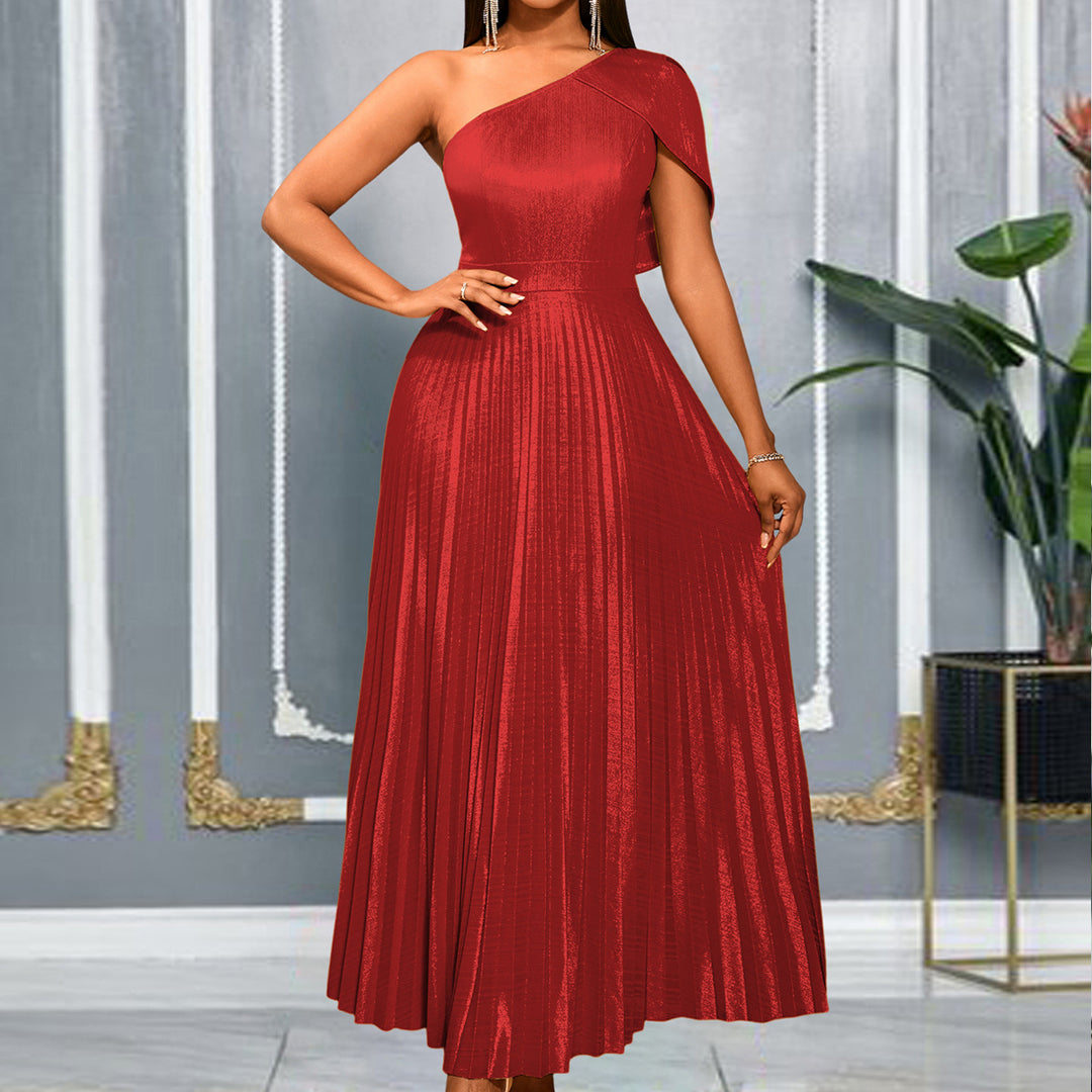 Damen Elegantes Maxi-Kleid mit asymmetrischem Schulterdesign und schimmerndem Plisseestoff R&B