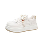 Damen Chunky Plattform-Sneaker mit einzigartigem Schnürsystem
