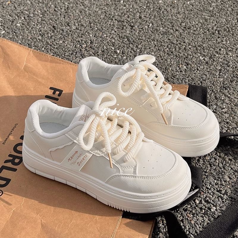 Damen Sportliche Sneakers mit polsternder Sohle und klassischem Design R&B