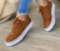 Damen Sneaker im eleganten Vintage-Look mit modischen Broguemustern R&B