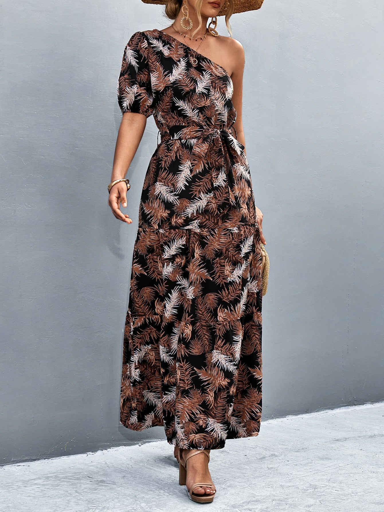 Damen Maxikleid mit asymmetrischem Schnitt und einzigartigem Palmblätterdruck R&B