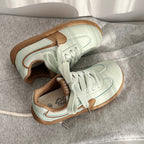 Damen Sneaker mit modischen Akzenten und rutschfester Sohle