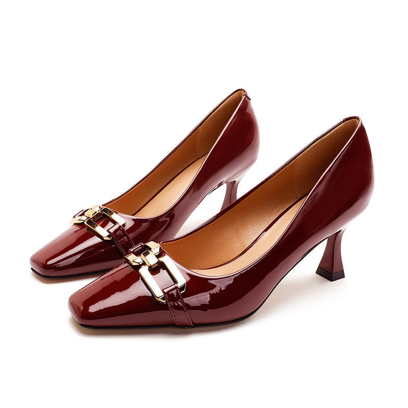 Damen Pumps mit geschmackvollem quadratischem Zehenbereich und eleganter Schnallenapplikation