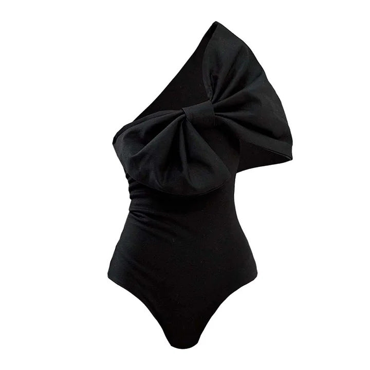 Damen Einschnitt Badeanzug mit voluminösem Schleifen-Detail und elegantem Wickelrock R&B