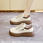 Damen modische Plattform Sneakers mit dynamischem Design und dämpfender Sohle R&B