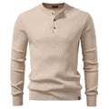 Herren Strickpullover mit feinem Rippenmuster und modischem Knopfdetail