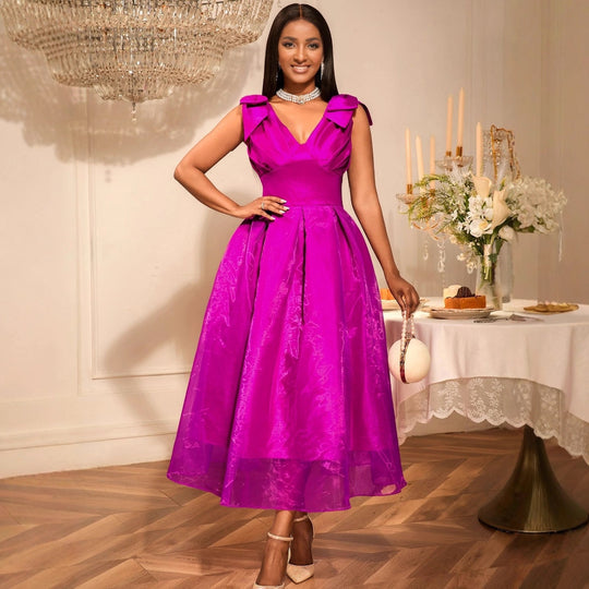 Damen Elegantes Abendkleid mit voluminösen Rüschen und tiefem V-Ausschnitt R&B