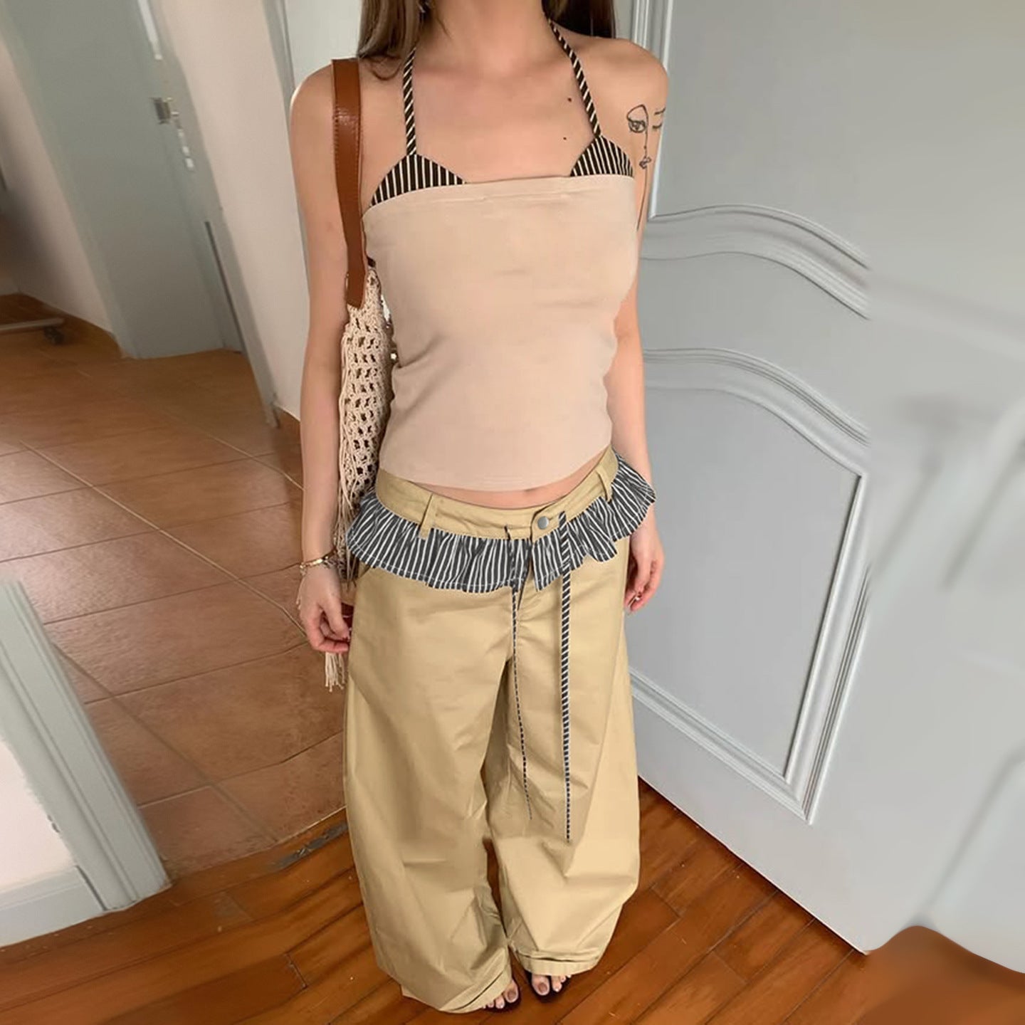 Damen Weite Freizeithose mit Rüschendetails und verstellbarem Bund R&B