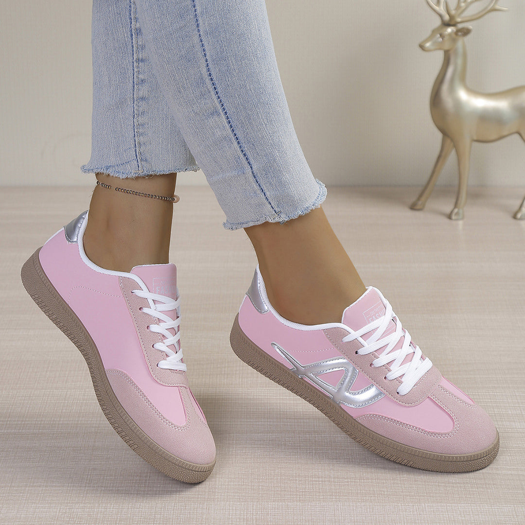 Damen Sportliche Sneakers mit glänzenden Akzenten und innovativer Sohle R&B