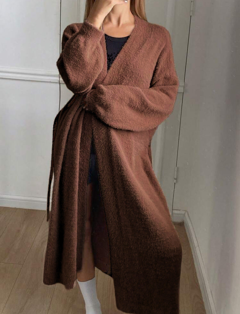 Damen Langer, flauschiger Cardigan mit Bindegürtel und V-Ausschnitt