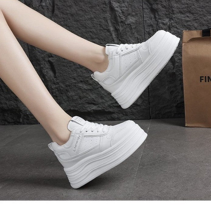 Damen Hochmodische Plateau Sneakers mit eleganter Silhouette
