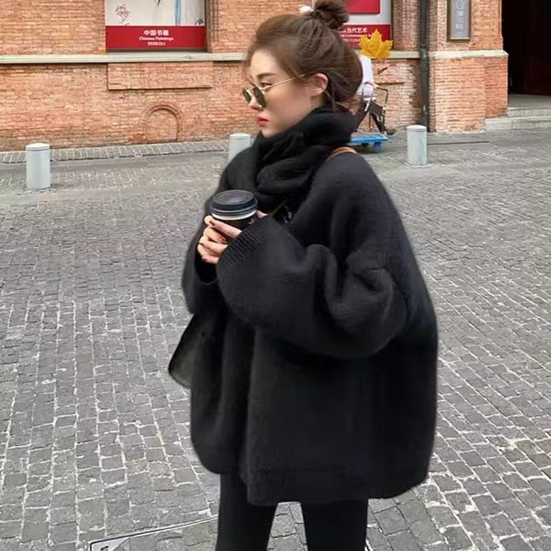 Damen Oversized Strickjacke aus hochwertigem Mohair-Mix mit tiefem V-Ausschnitt und praktischen Taschen R&B