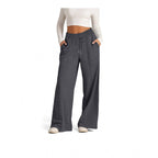 Damen breite Jogginghose mit elastischem Bund und seitlichen Eingrifftaschen