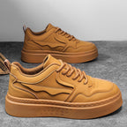 Damen Sneaker im urbanen Stil mit kontrastierenden Design-Elementen R&B