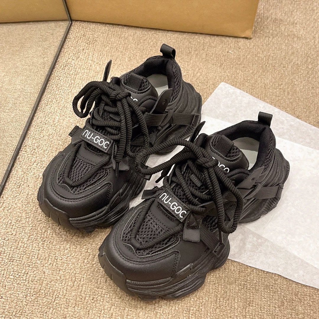Damen Sportliche Sneakers mit atmungsaktiver Mesh-Oberfläche und modischen Akzenten R&B