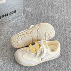 Damen Sportliche Sneakers mit einzigartigem Schnürsystem und attraktivem Design R&B
