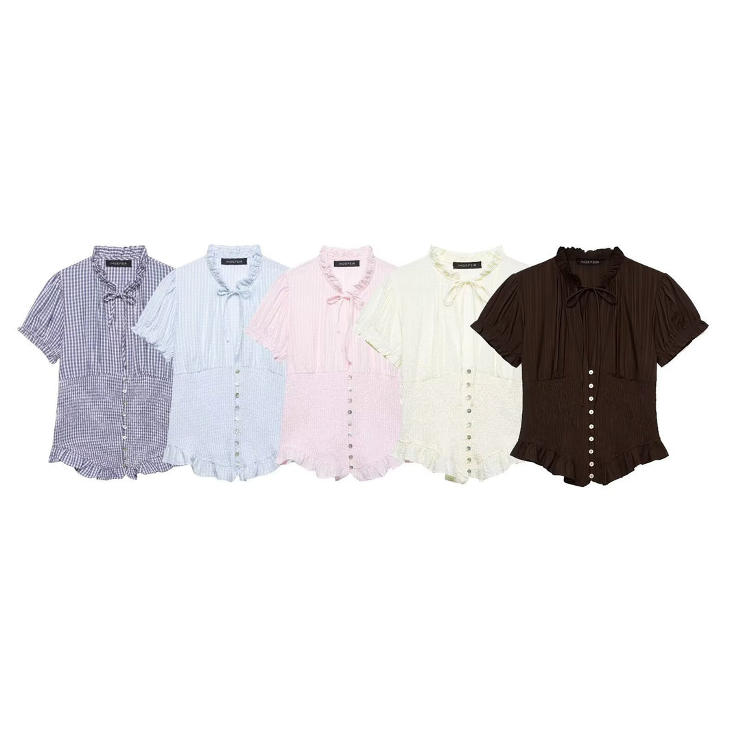 Damen Rüschenbluse mit geschlitztem Kragen und Knopfdetails R&B