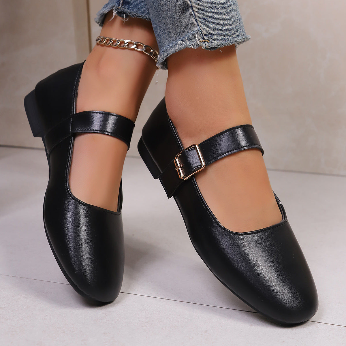 Damen Ballerina-Schuhe mit verstellbarem Riemendesign und bequemem Fußbett R&B