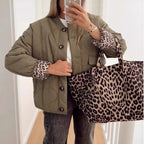 Damen gesteppte Leichtjacke mit trendigen Animal-Print-Ärmeln R&B